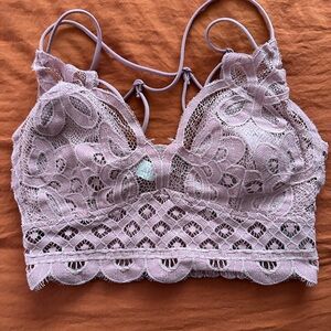 Zena Lace Bralette in Lavender